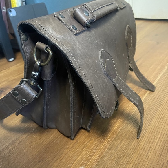 Buffalo Jackson Denver leather briefcase in dark briar - Picture 7 of 8